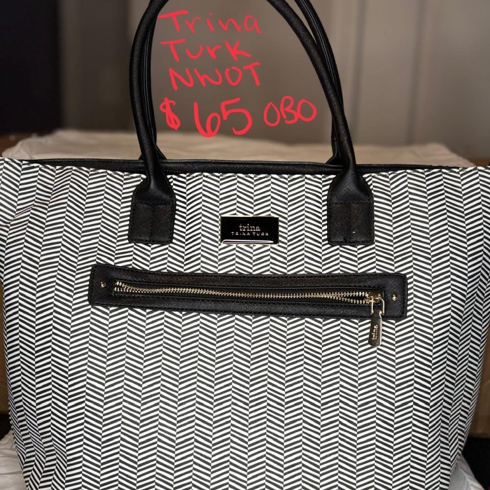 Black and white Trina Turk canvas tote bag #TrinaTurk HUUUGGGEEEE